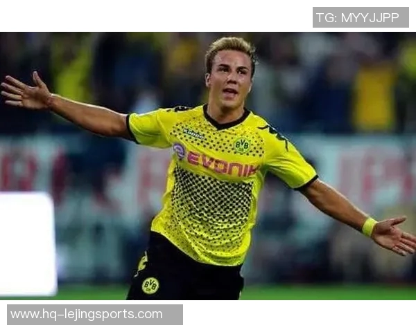 德国足球队格策的辉煌历程与未来展望分析